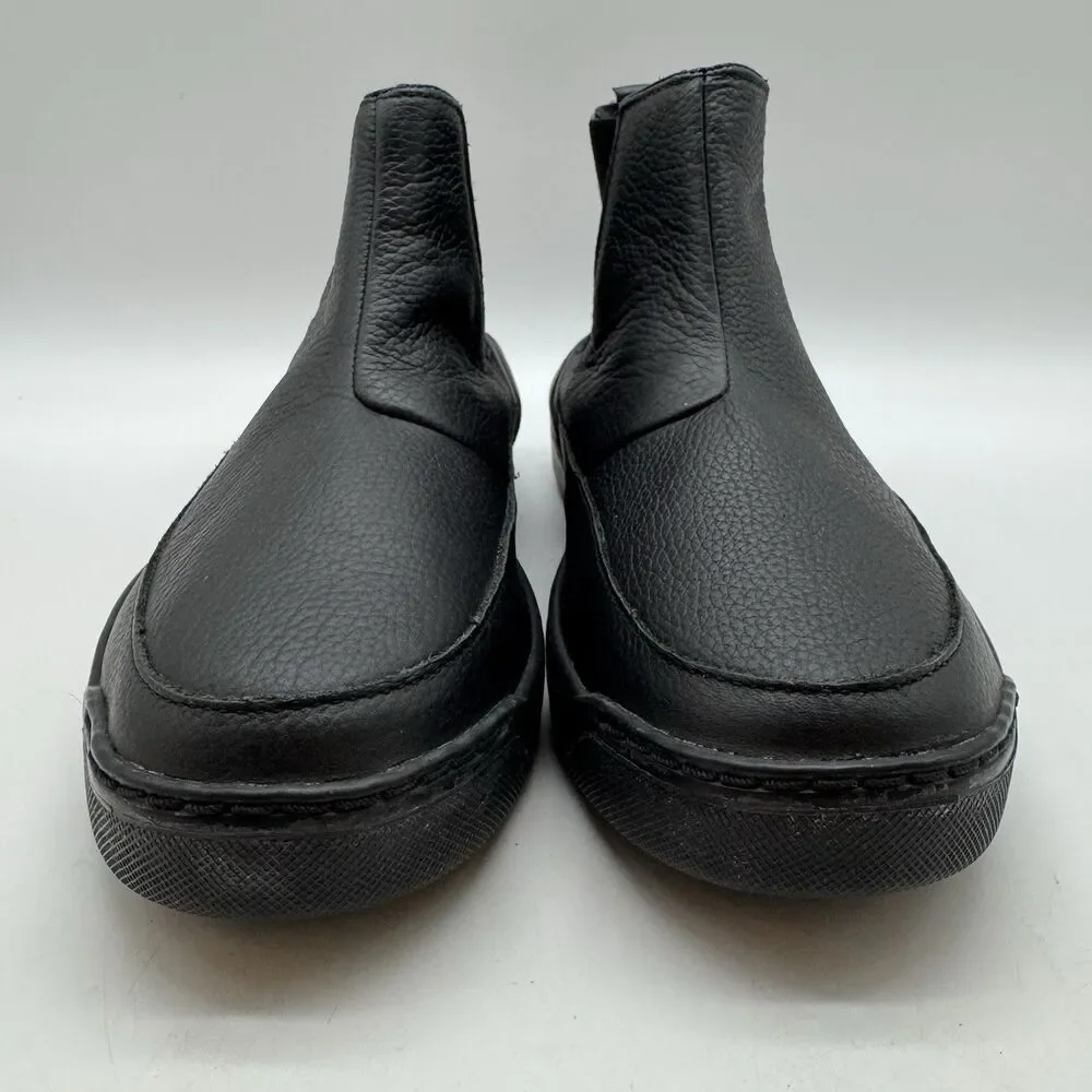 Lacoste  Explorateur Chelsea Ankle Boots Youth 4.5 or Women 6-6.5 Black Pull On